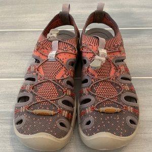 Keen women size 8